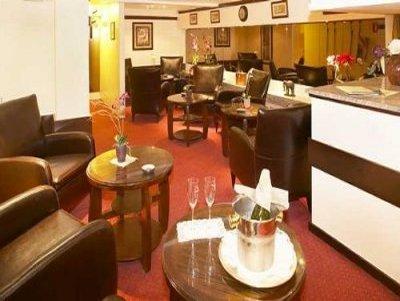 Molitor Hotel