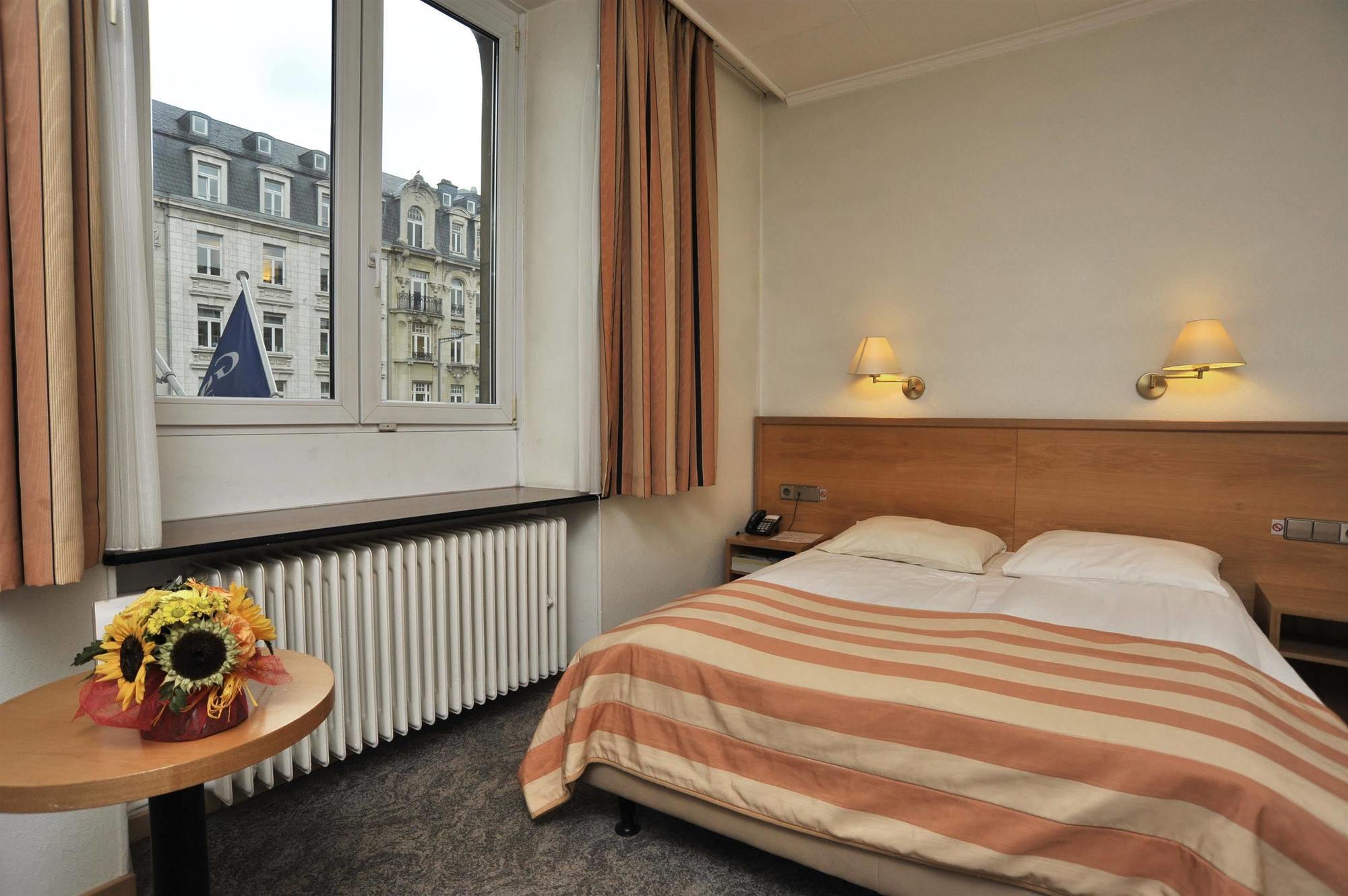 Molitor Hotel