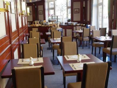 Hotel Molitor 3*